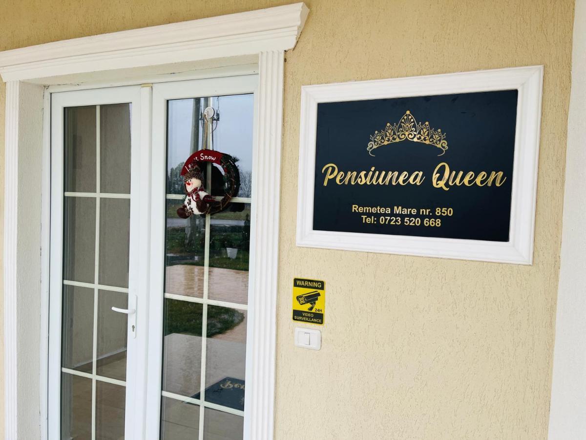 Pensiunea Queen Remetea Mare Экстерьер фото